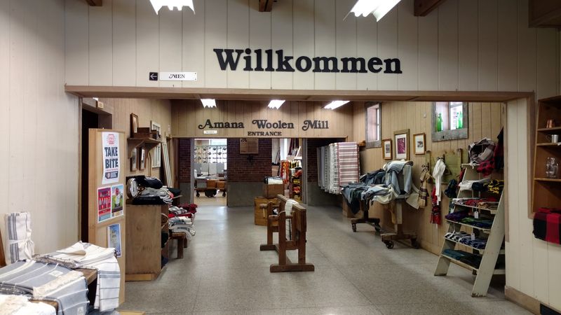 Amana Woolen Mill, Amana