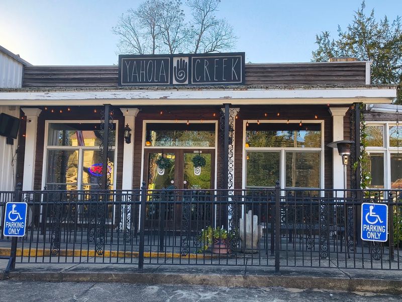Yahola Creek Restaurant