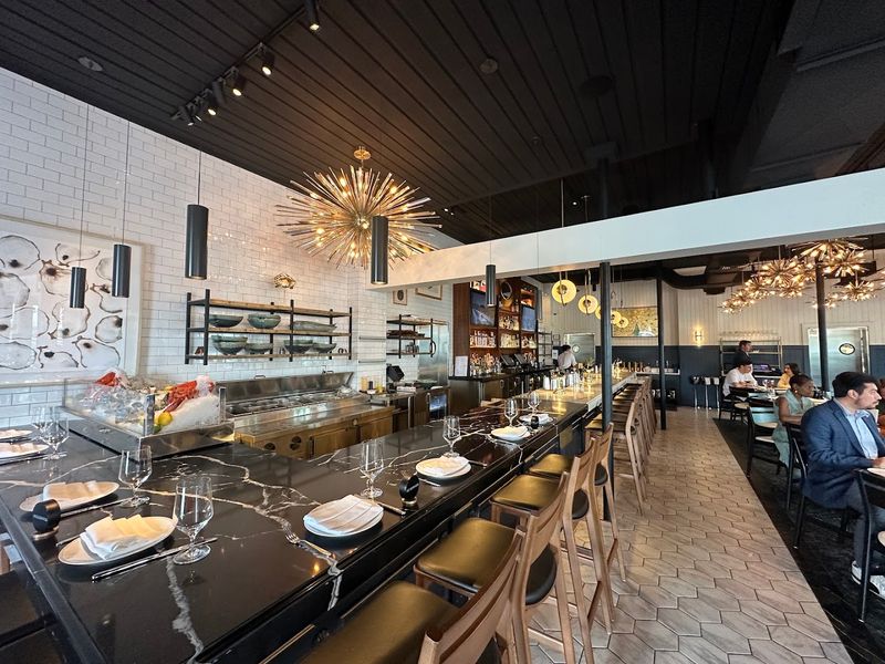 Little’s Oyster Bar