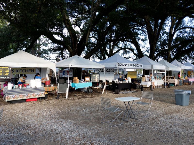 Lafayette Farmers & Artisans Market, Lafayette