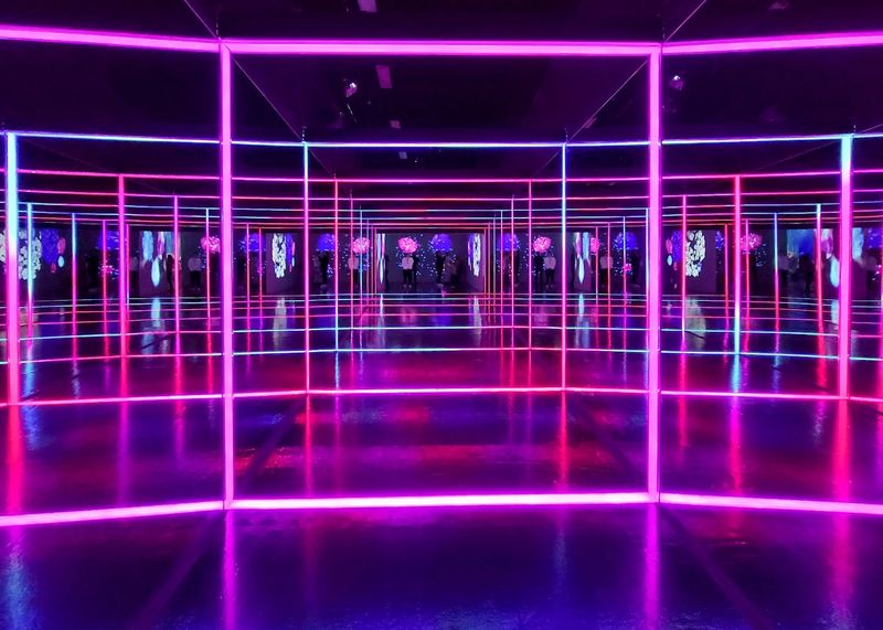Thousands Of Lights Give Reality A Color Problem