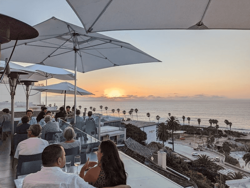 Sunset Turns Dinner Into The Evening’s Main Event