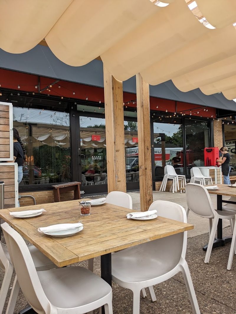 Pizzeria Lola