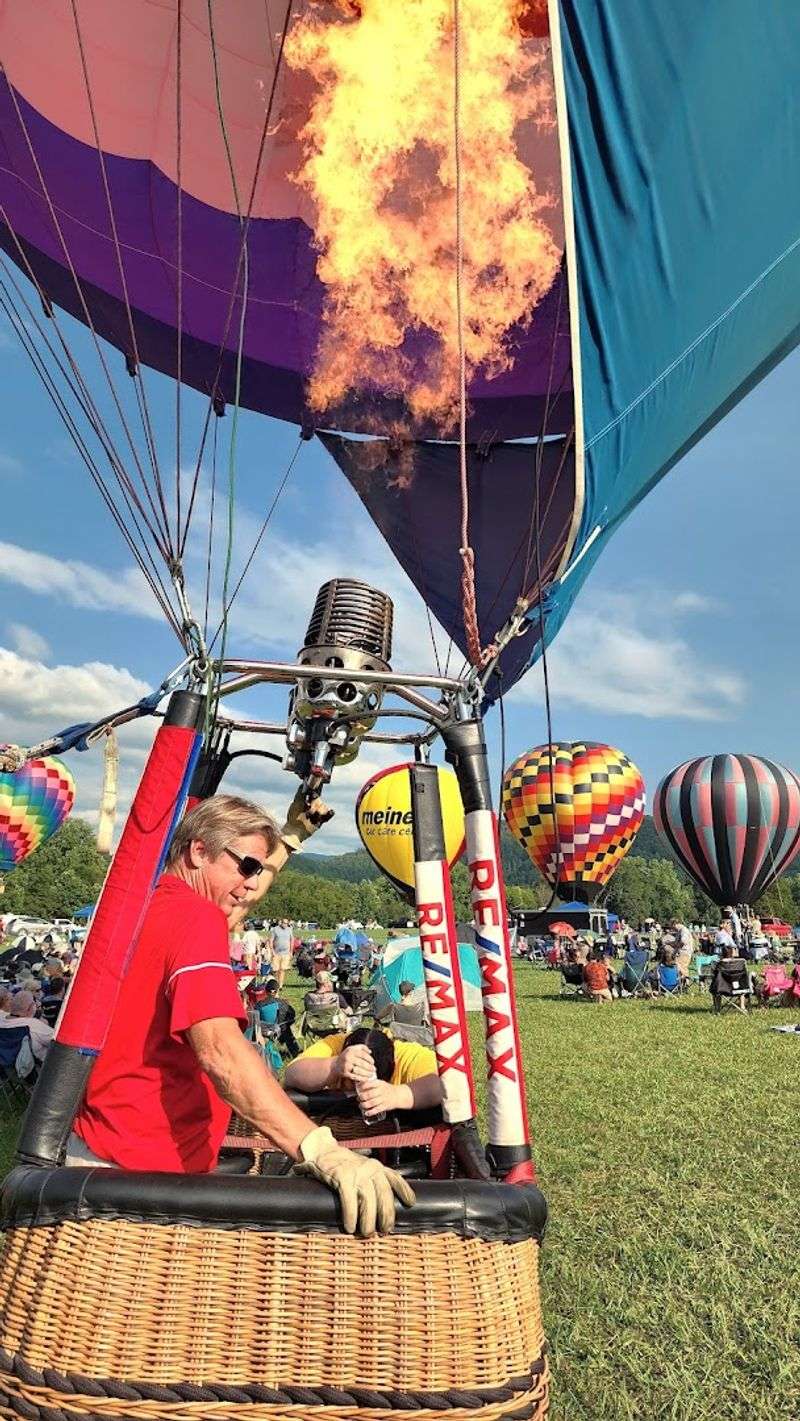 Tethered Rides Offer Altitude Without A Mountain Expedition