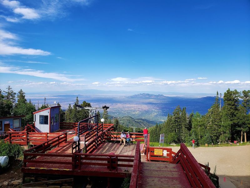 A Summit View That Feels Endless
