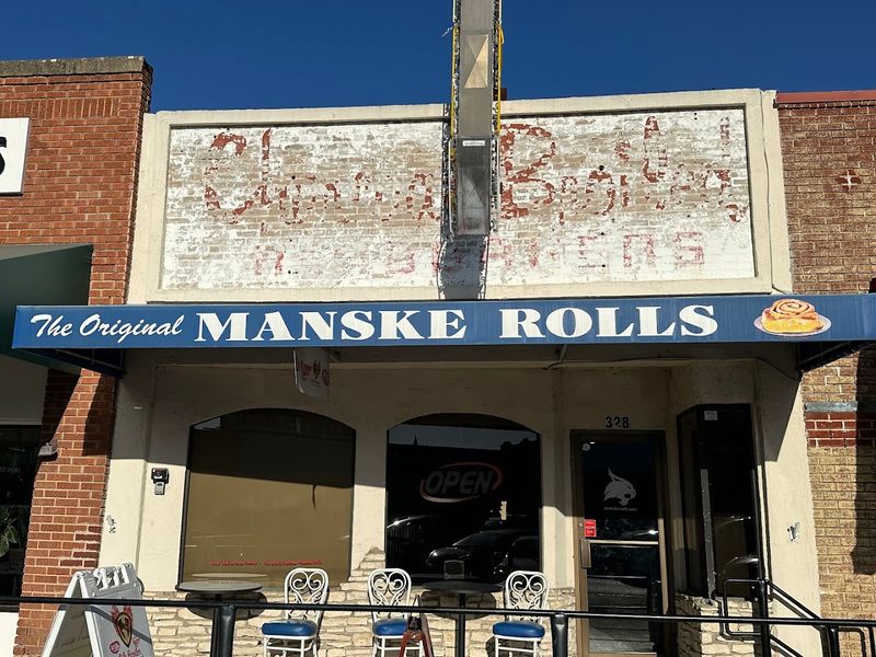 Gil's Broiler & Manske Roll Bakery