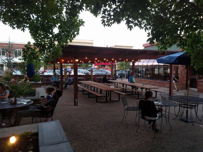 AJ's NY Pizzeria, Manhattan, KS