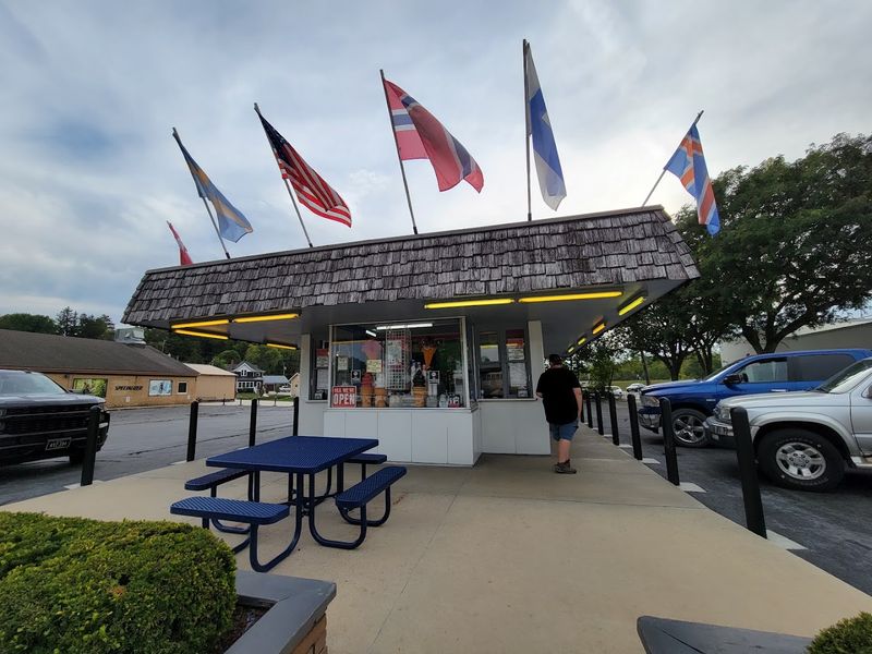 The Whippy Dip, Decorah