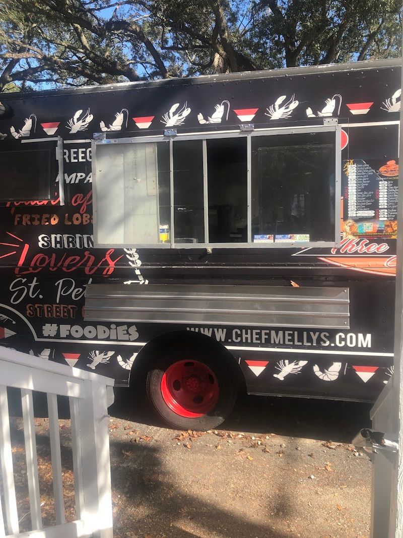 Three Generations FoodTruck