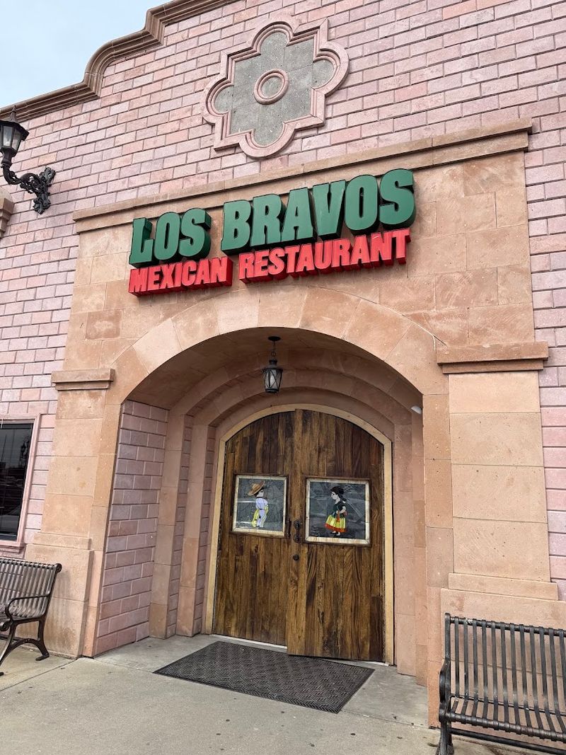 Los Bravos Mexican Restaurant