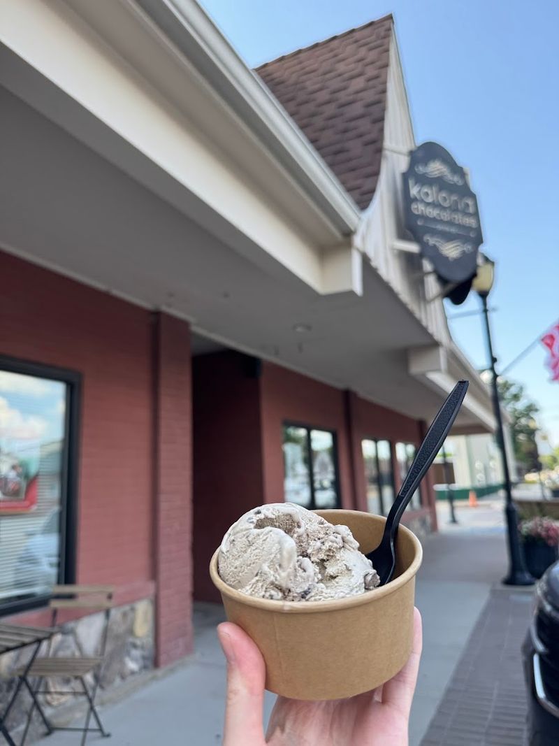 Kalona Chocolates, Kalona
