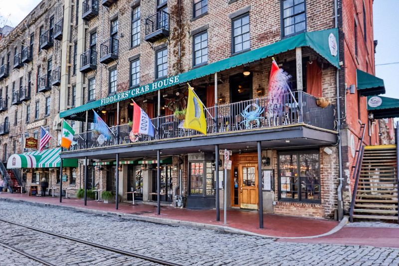 Fiddler's Crab House & Oyster Bar