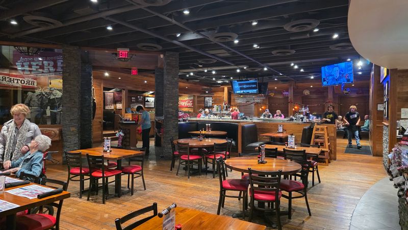 4 Brothers Bar & Grill, Sioux City