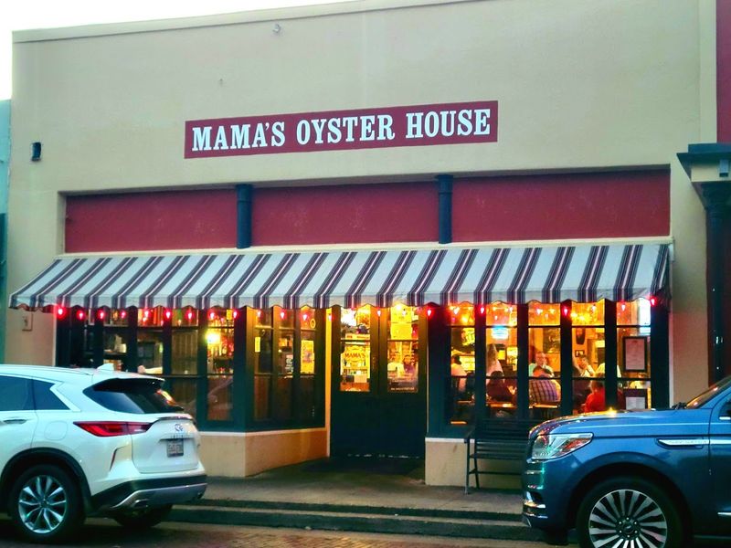 Mama’s Oyster House