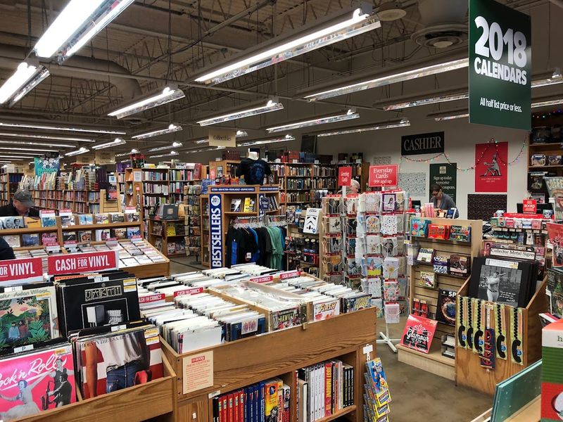 Half Price Books, Overland Park, KS