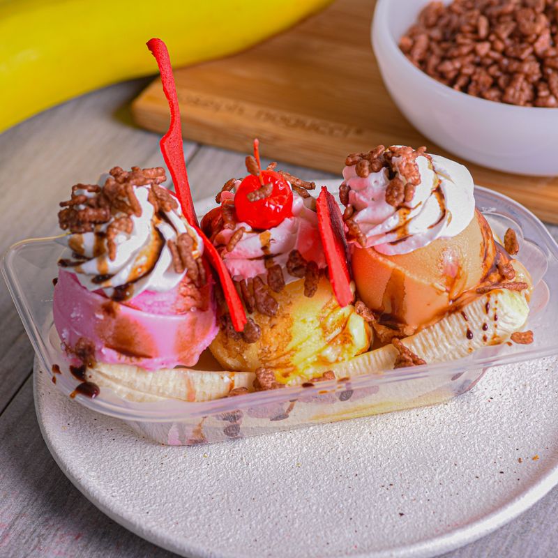 Farrell's Pig's Trough Sundae