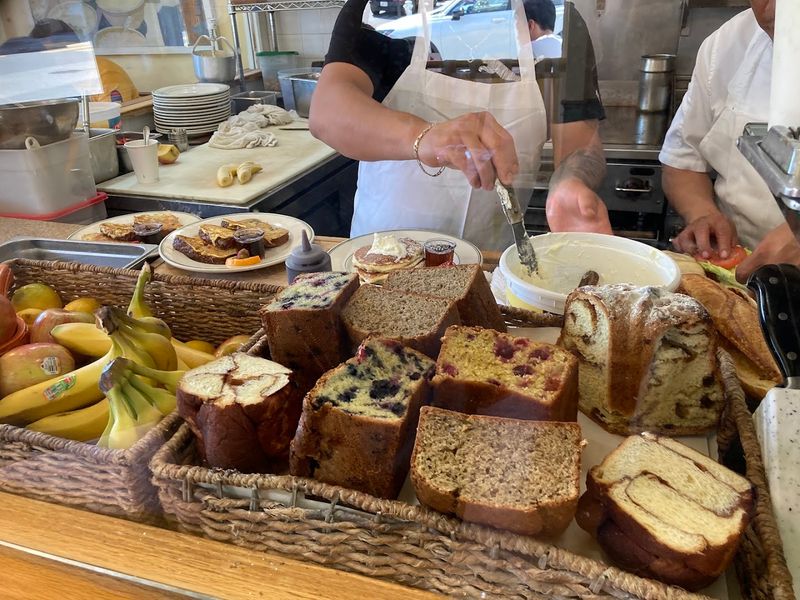 French Toast Begins With Bread Worth Celebrating