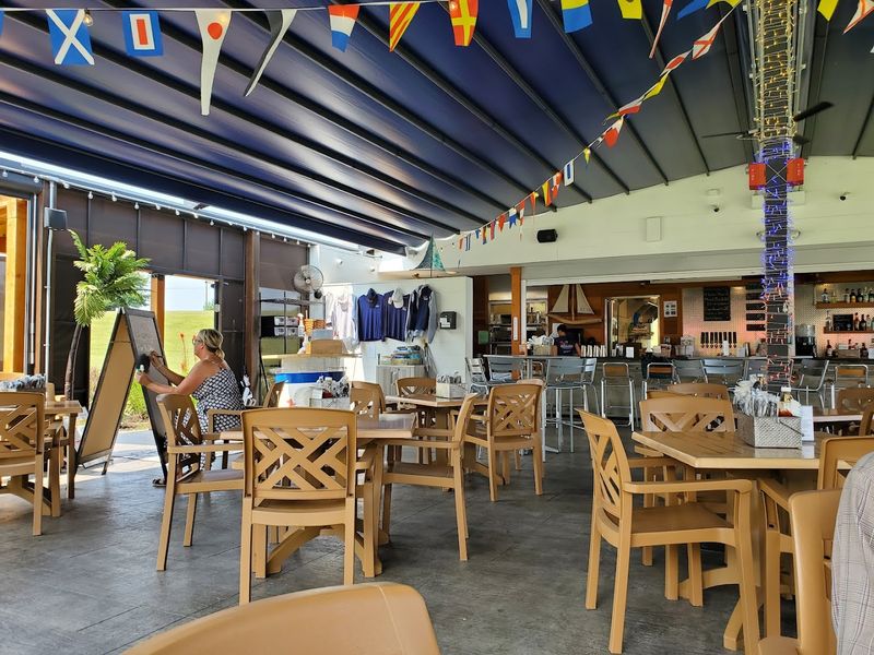 Bravo Zulu Lakeside Bar