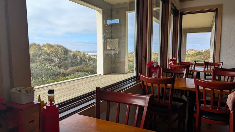 Surfside Bistro