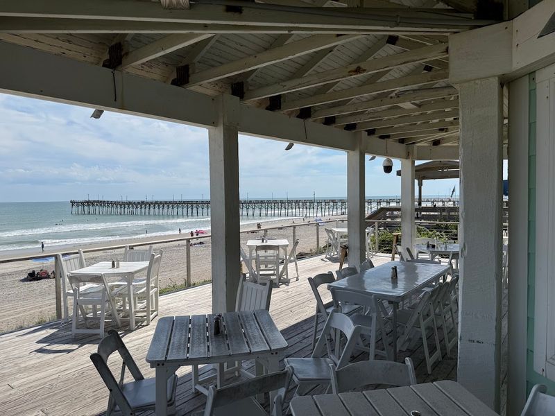 Daddy Mac's Beach Grille
