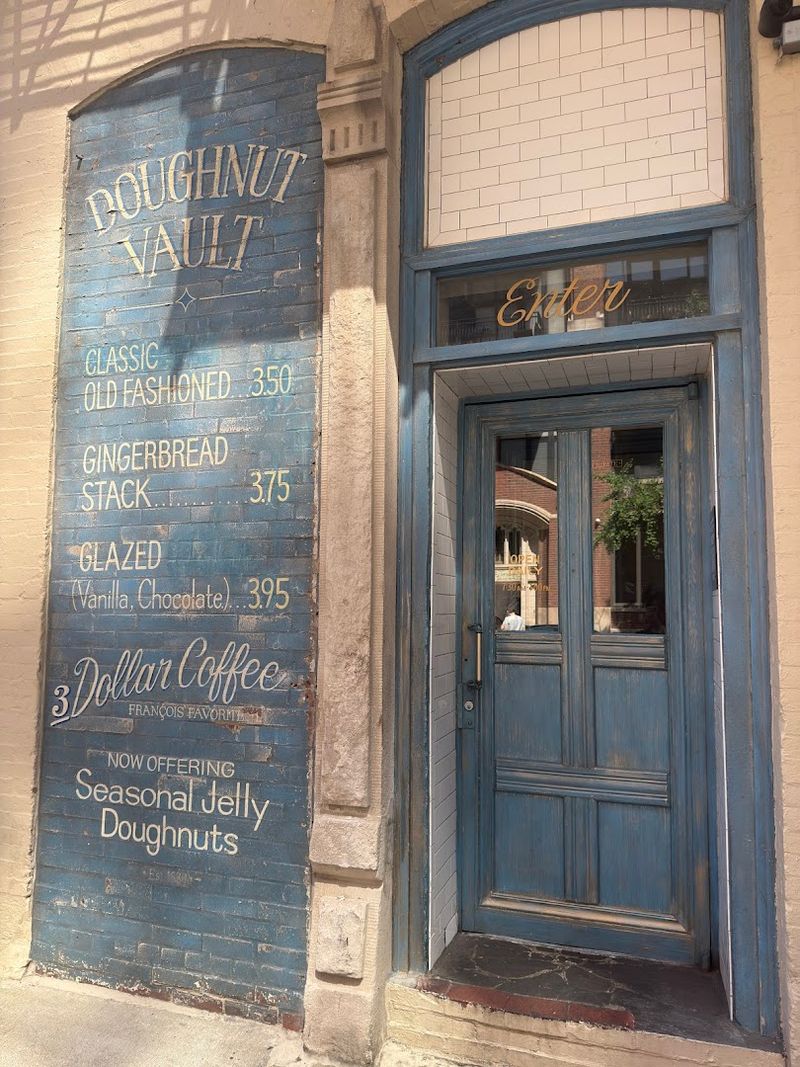Doughnut Vault 