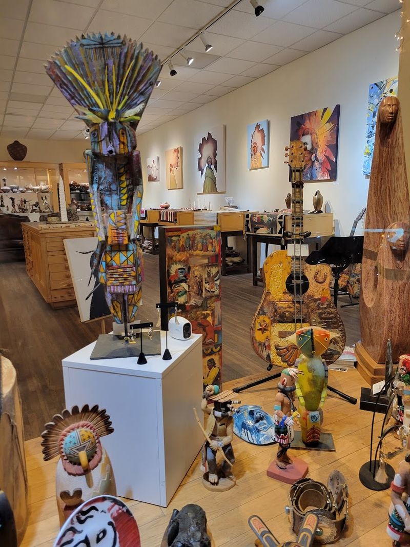Southwestern Details Brighten The Displays