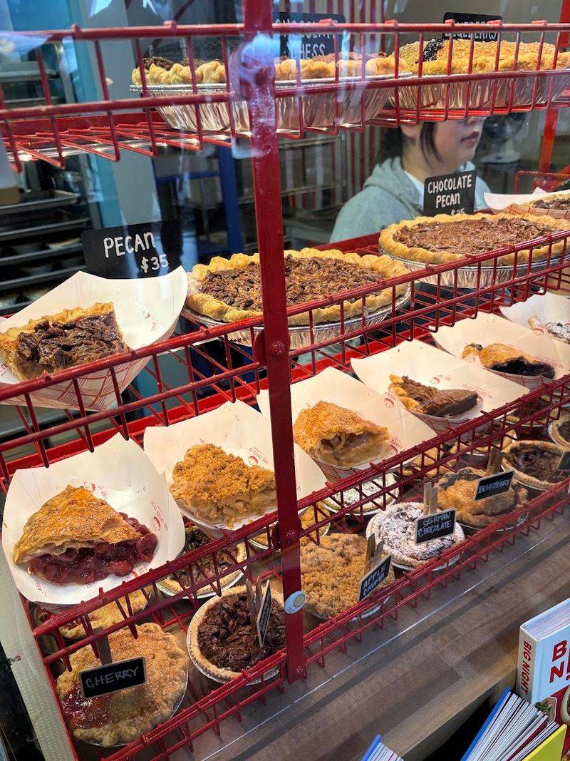 The Pie Fries Are A Completely Underrated Menu Item