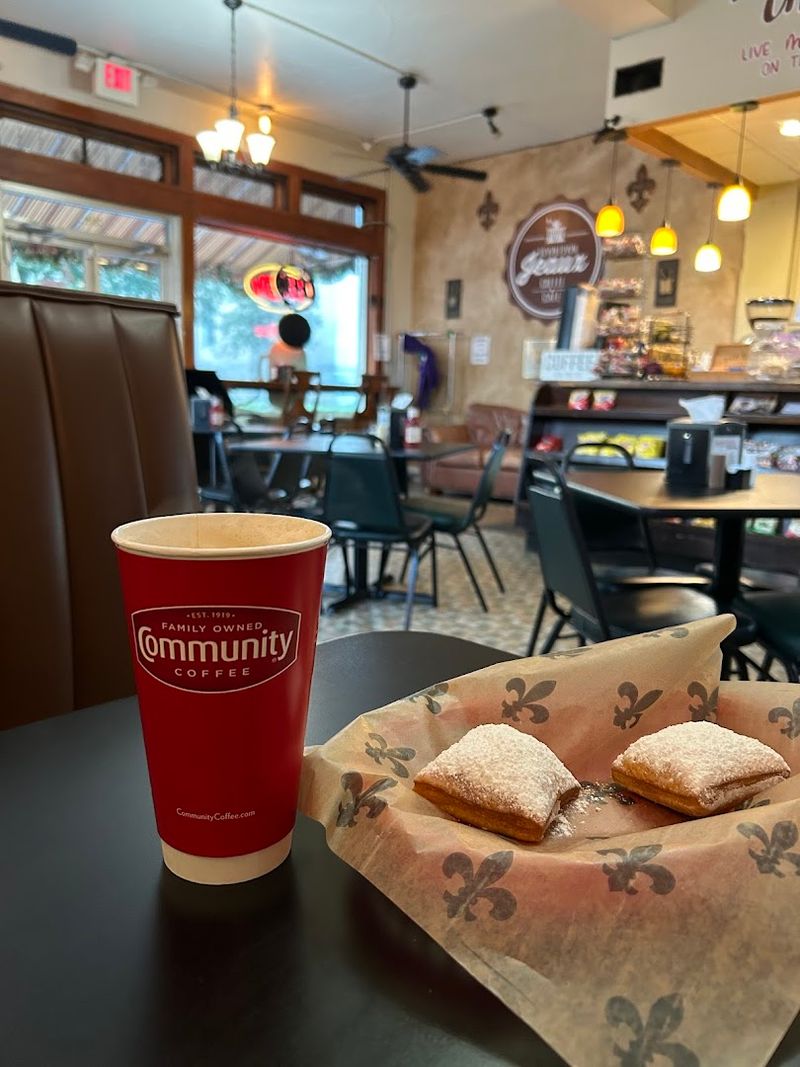 Beignet And Coffee Pairing