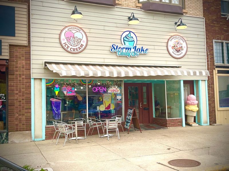 Storm Lake Candy Co., Storm Lake