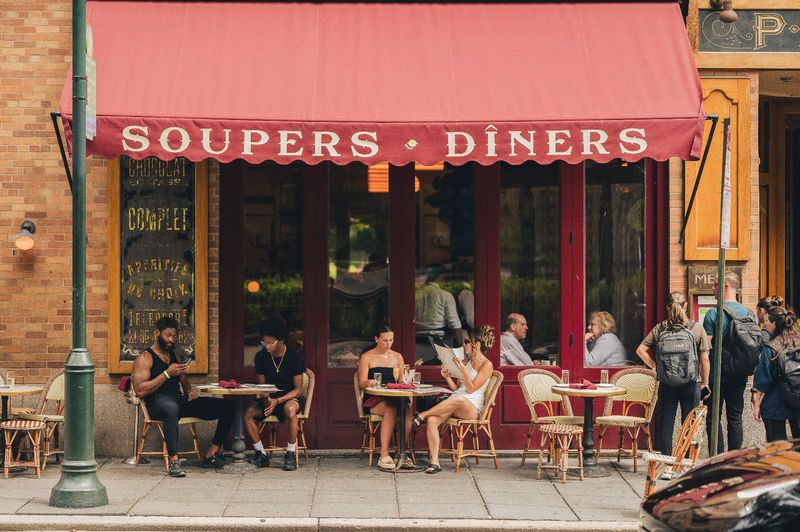A Parisian Bistro Right In The Heart Of Philadelphia