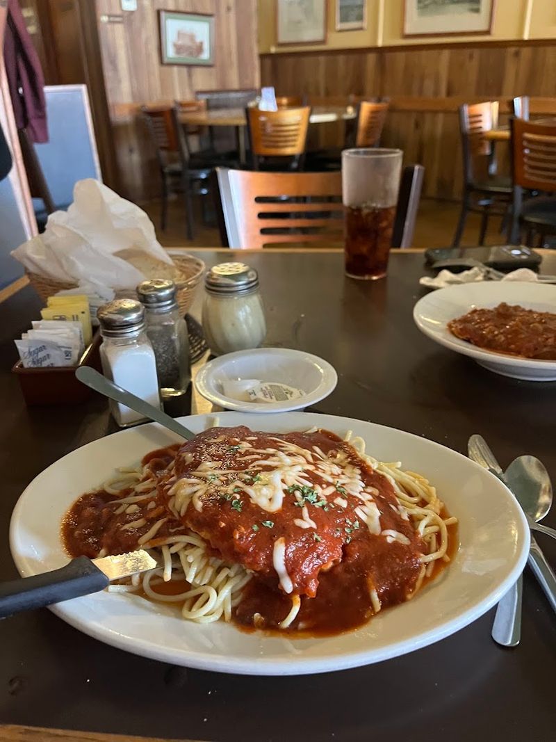 A Menu That Covers Three Meals Without Stretching Thin