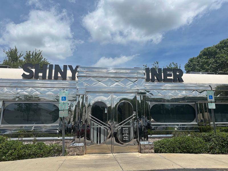 The Shiny Diner