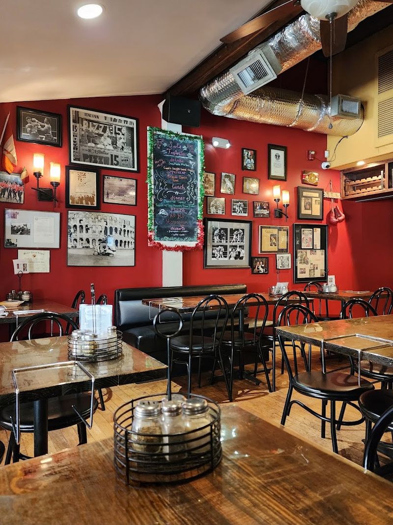 Sal's Neighborhood Pizzeria