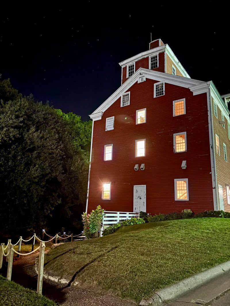 How Potter's Mill Compares To A Typical Weekend Away