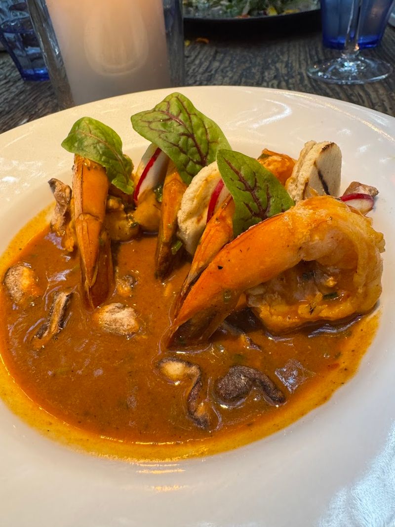 Mussels With Curry Sauce That Nobody Saw Coming
