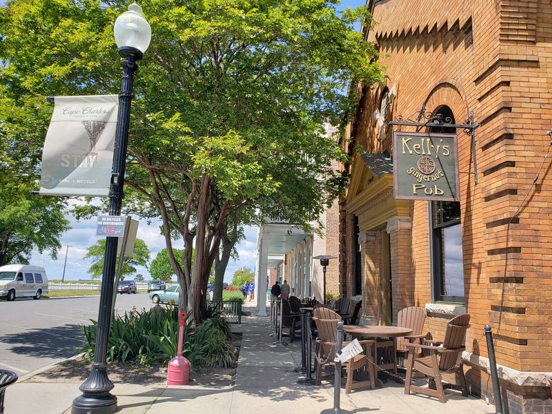 The Town Address Leads Into A Walkable Historic Center