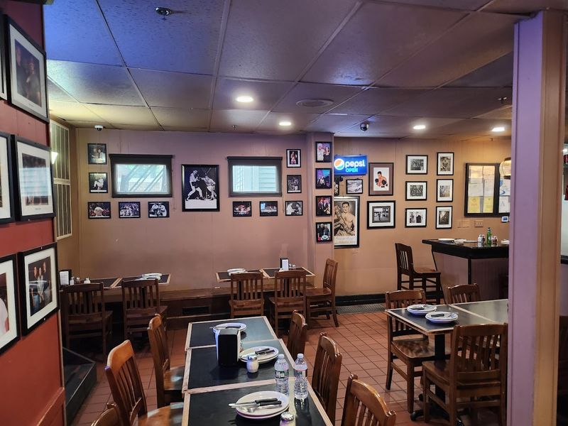 Santarpio’s Pizza