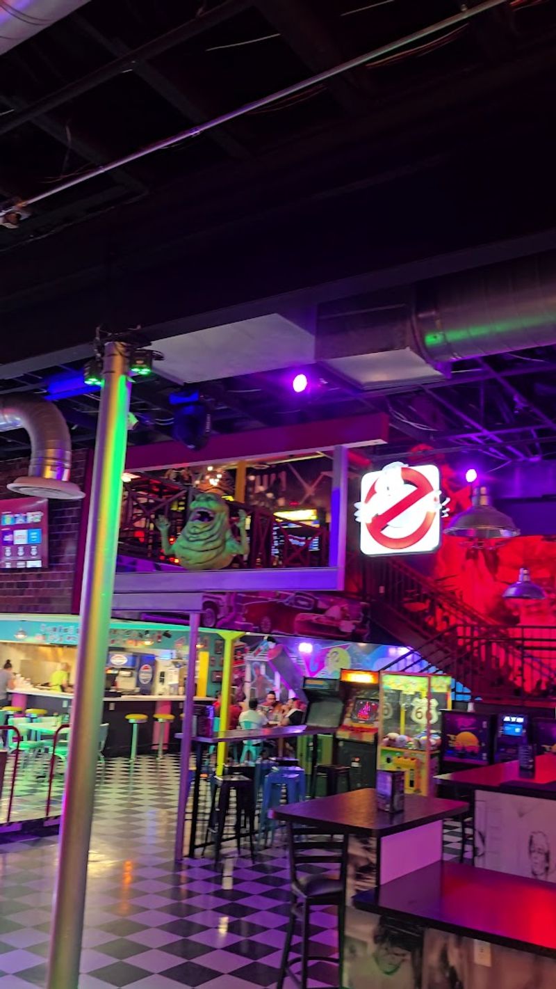 More Than 4,000 Square Feet Invite Exploration