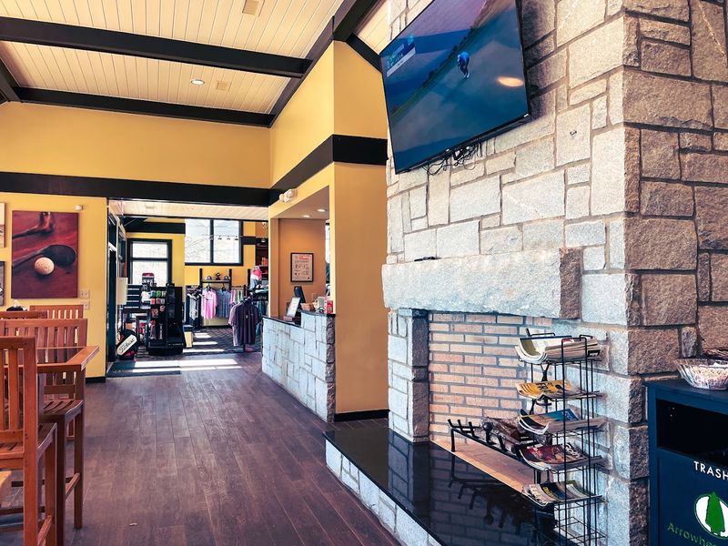 Arrowhead Pointe Café