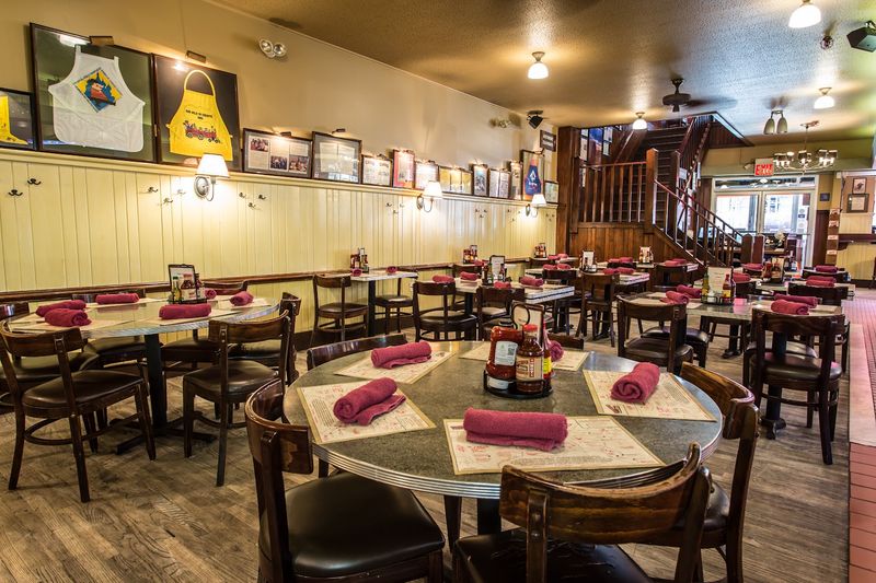 Virgil’s Real Barbecue