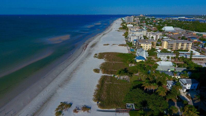 Estero Island