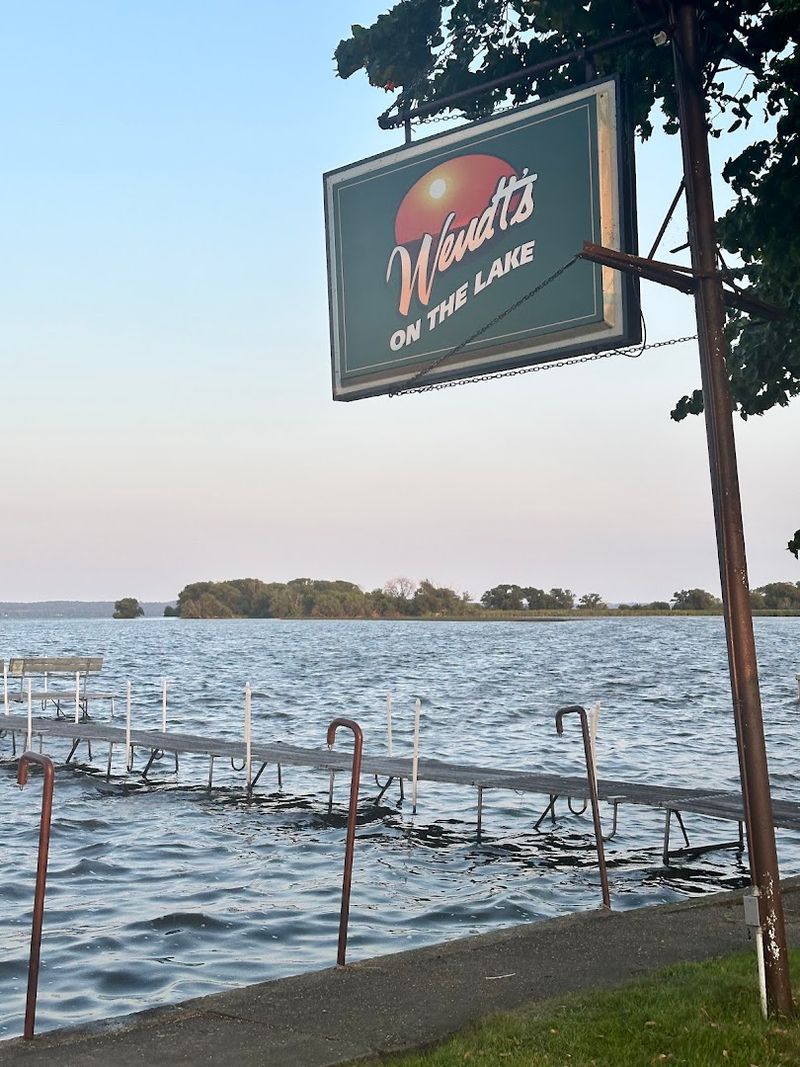 Wendt’s On The Lake