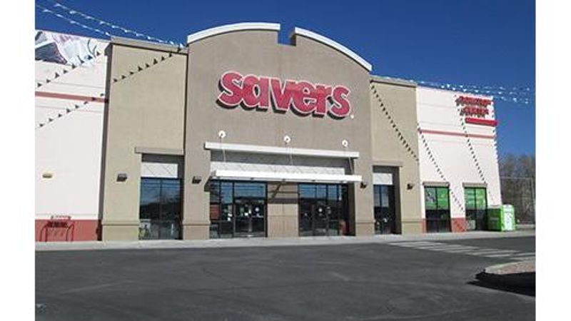 Savers, Calle Cuervo, Albuquerque