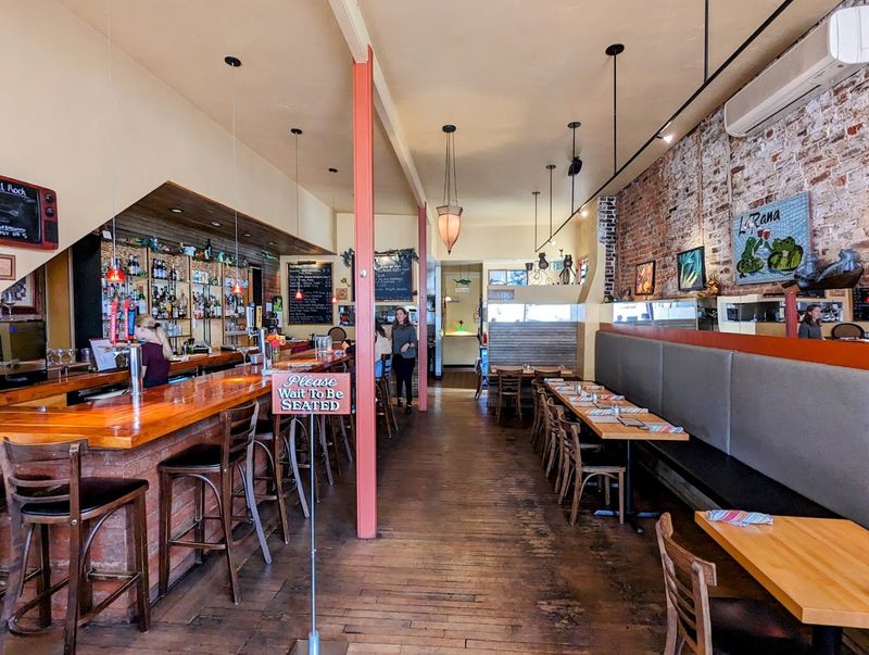 La Rana Bistro, Decorah