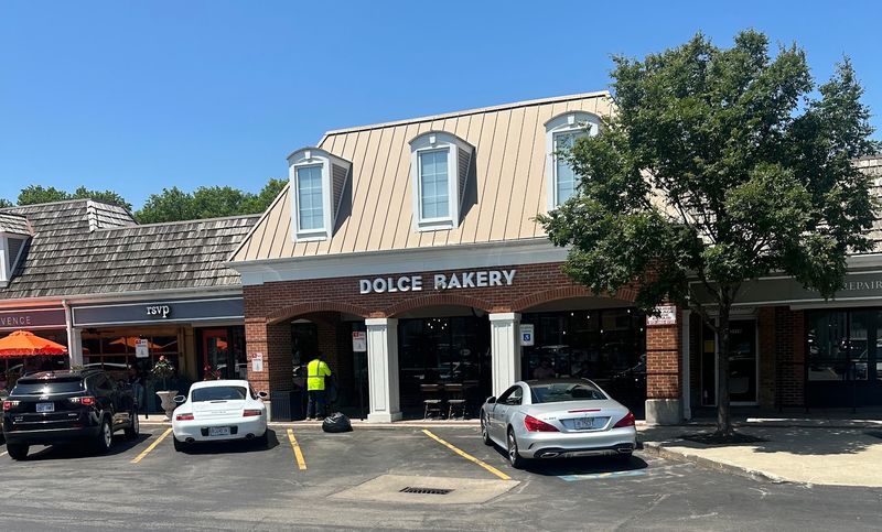 Dolce Bakery