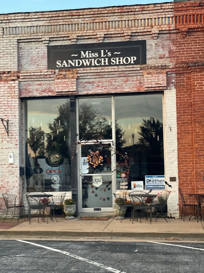 Miss L's Sandwich Shop