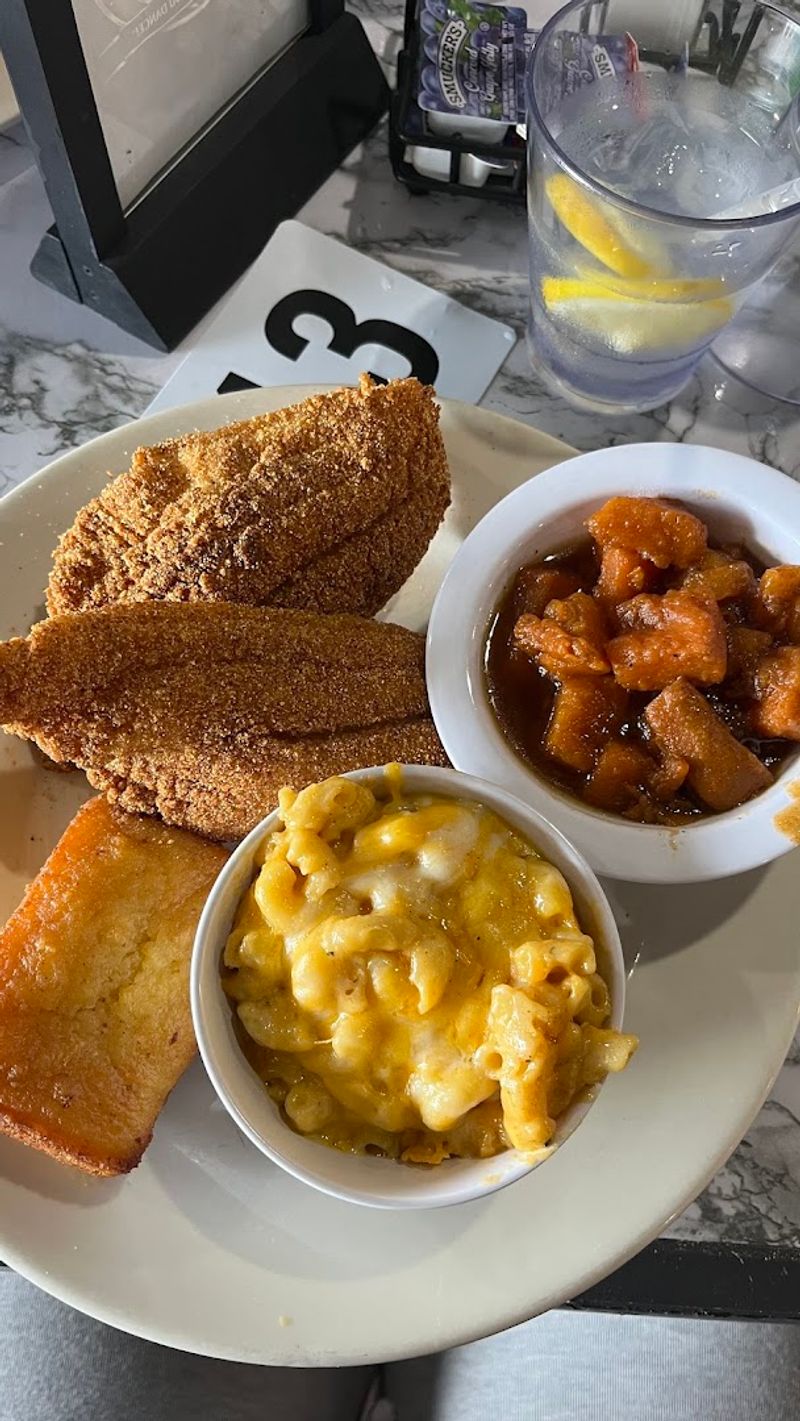 Big L's Soul Food & Steakhouse
