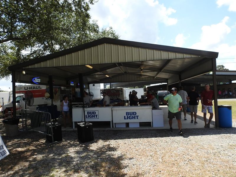 Work The Food Lines Strategically