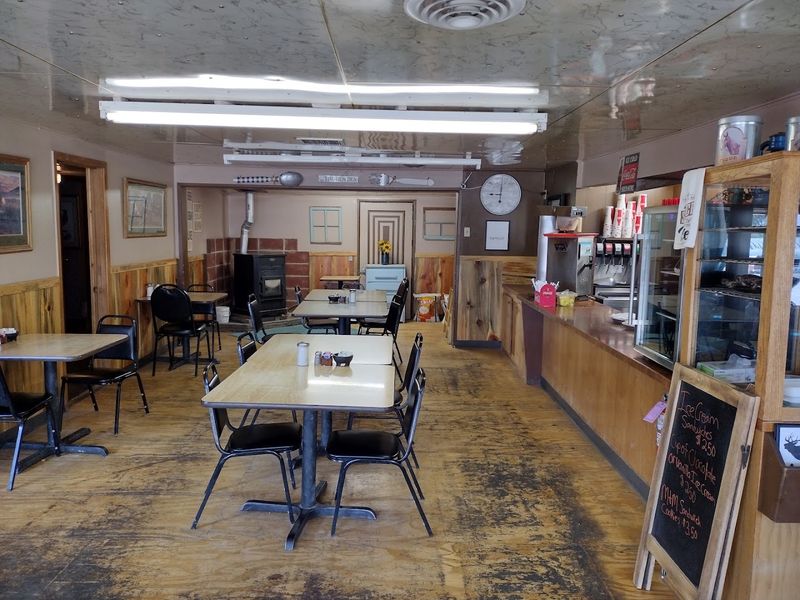 Largo Cafe, Quemado