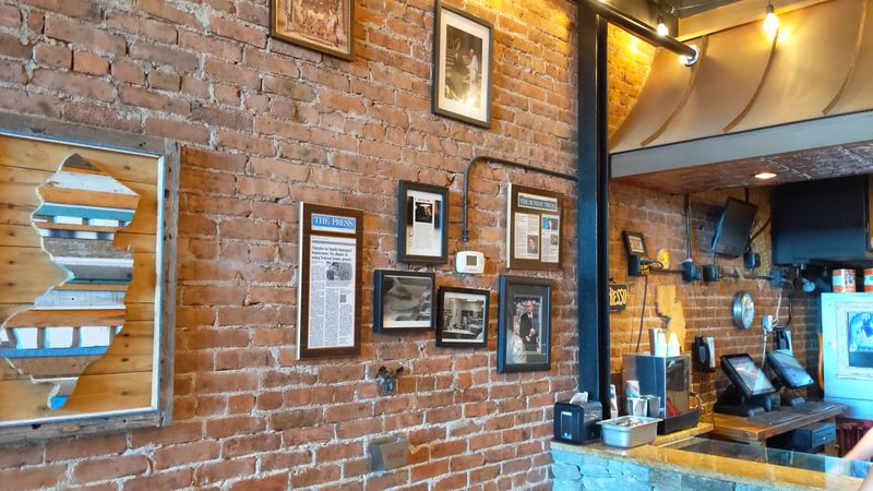 Sea Bright Pizzeria & Restaurant
